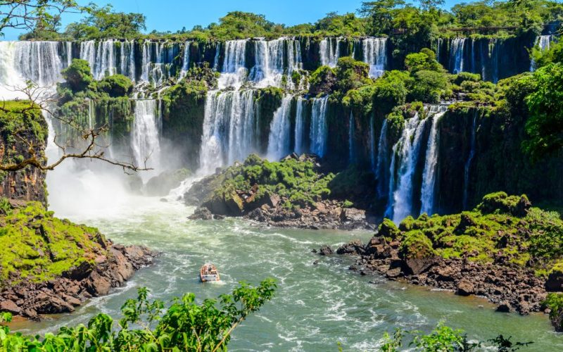 Cataratas Iguazú: Una maravilla de la naturaleza
