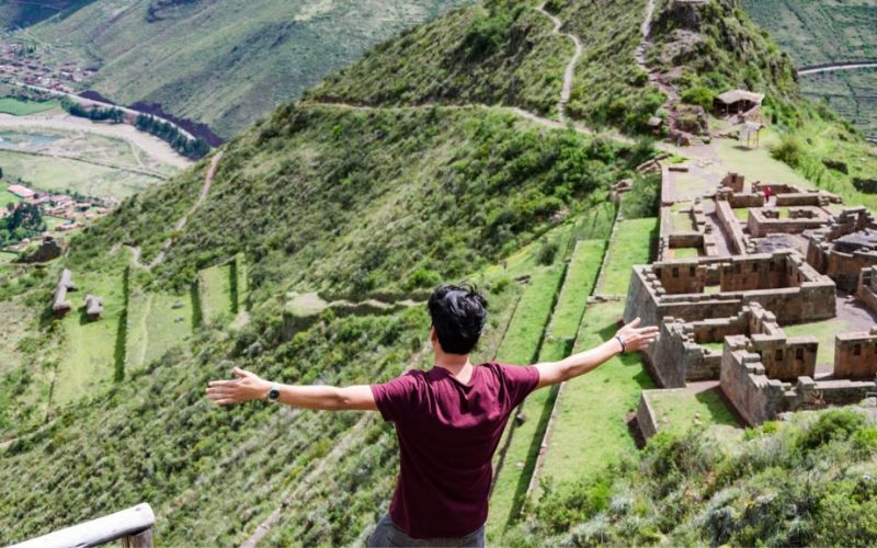 Pisac: Qué Ver en las Ruinas y el Mercado Artesanal