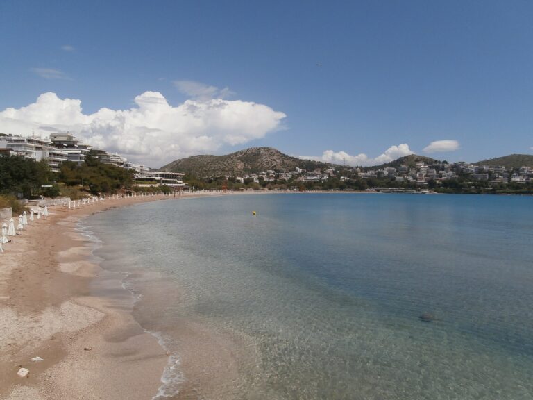 Regreso a Atenas y la Riviera Ática