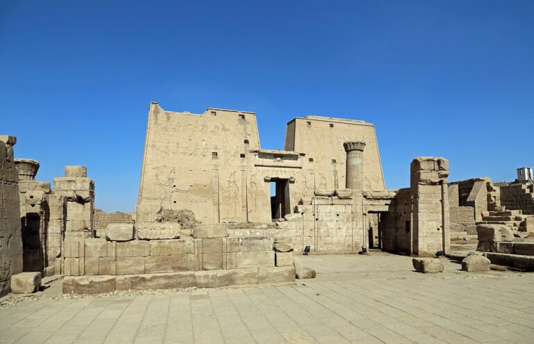 Edfu y la Victoria de Horus