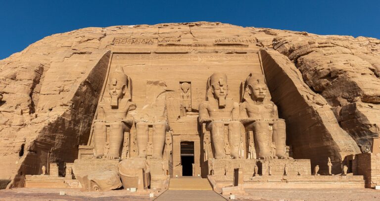 Abu Simbel y el Comienzo de la Navegación