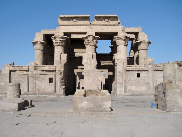 Kom Ombo y los Secretos del Río